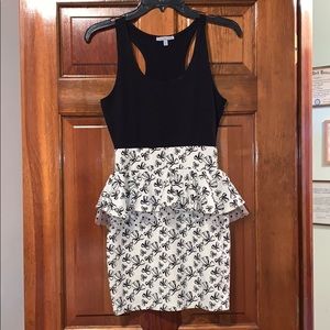 Super cute. Like new dress